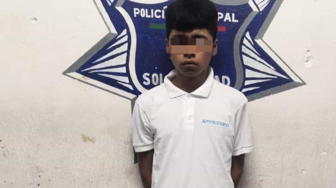Detienen al "Cara de niño" en Villas del Sol, Playa del Carmen; traía cartuchos y mota
