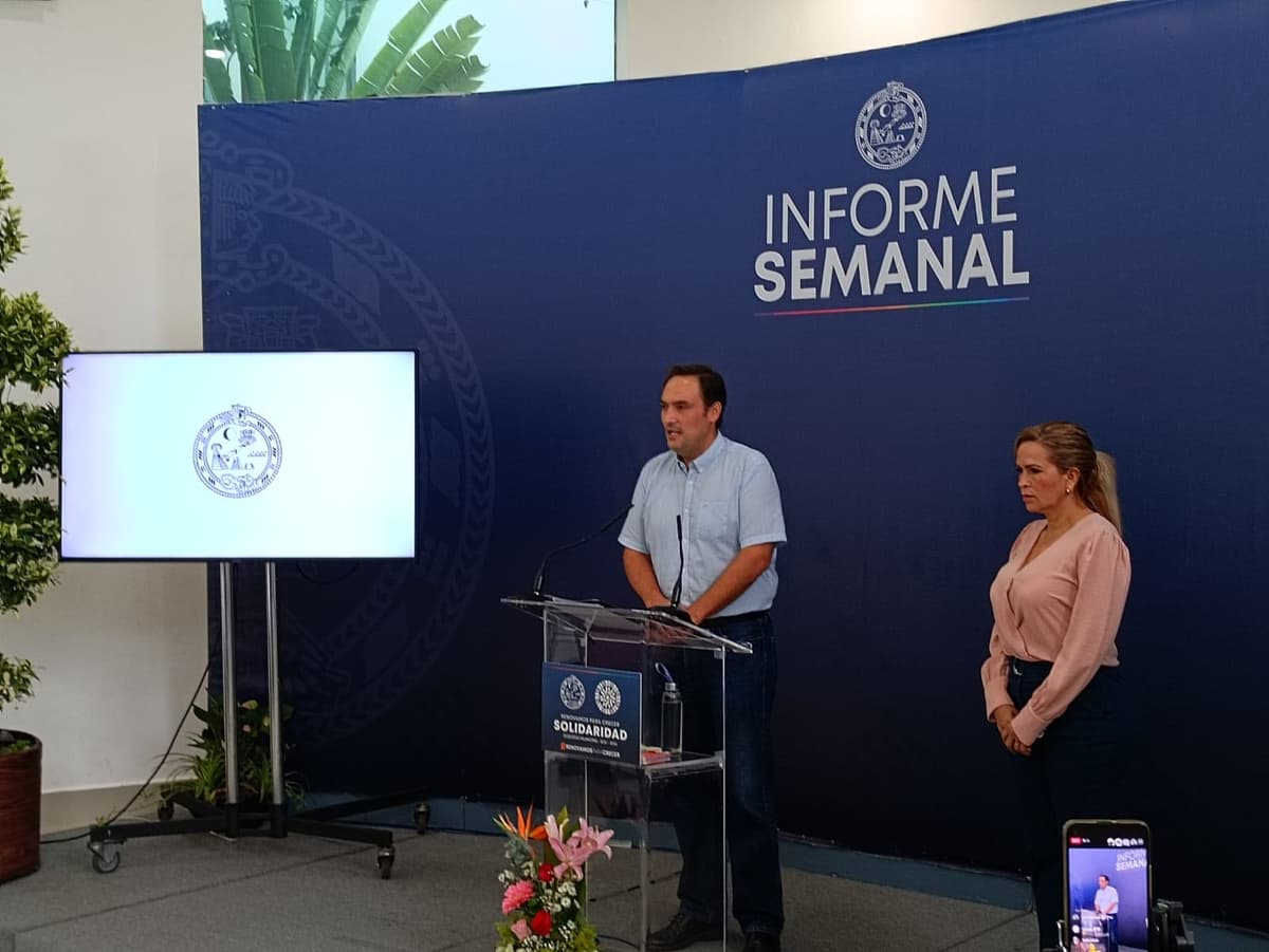 Anuncia Lili Campos foro sobre sargazo en Playa del Carmen