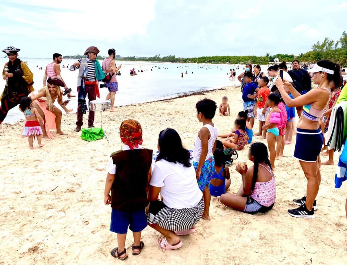 Llevan cuenta cuentos a las playas