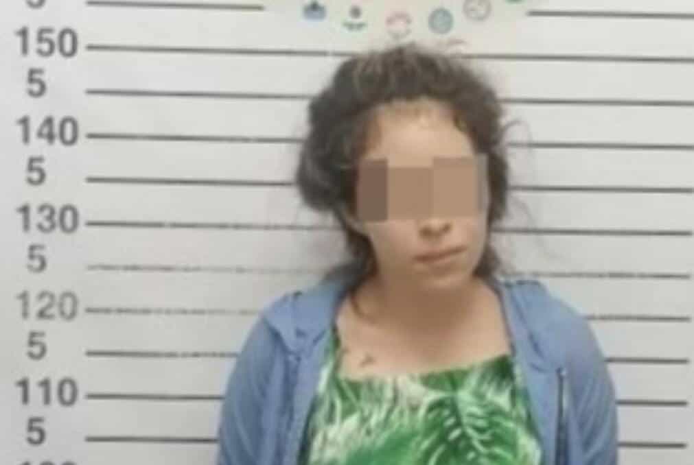 Detienen en Playa del Carmen a mujer acusada de intentar asfixiar a su hijo de 7 años de edad