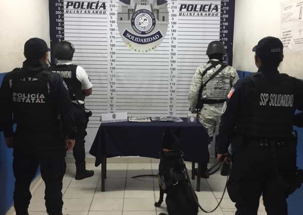 Hallan arma de fuego en el baño del ‘Bar Loco’ en Playa del Carmen; fue clausurado