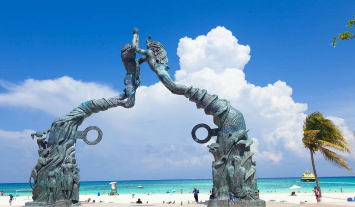Guardavidas alertas durante Semana Santa en Playa del Carmen