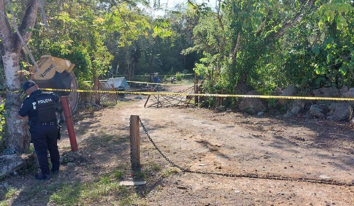 Muere velador al incendiarse palapa en Punta Venado