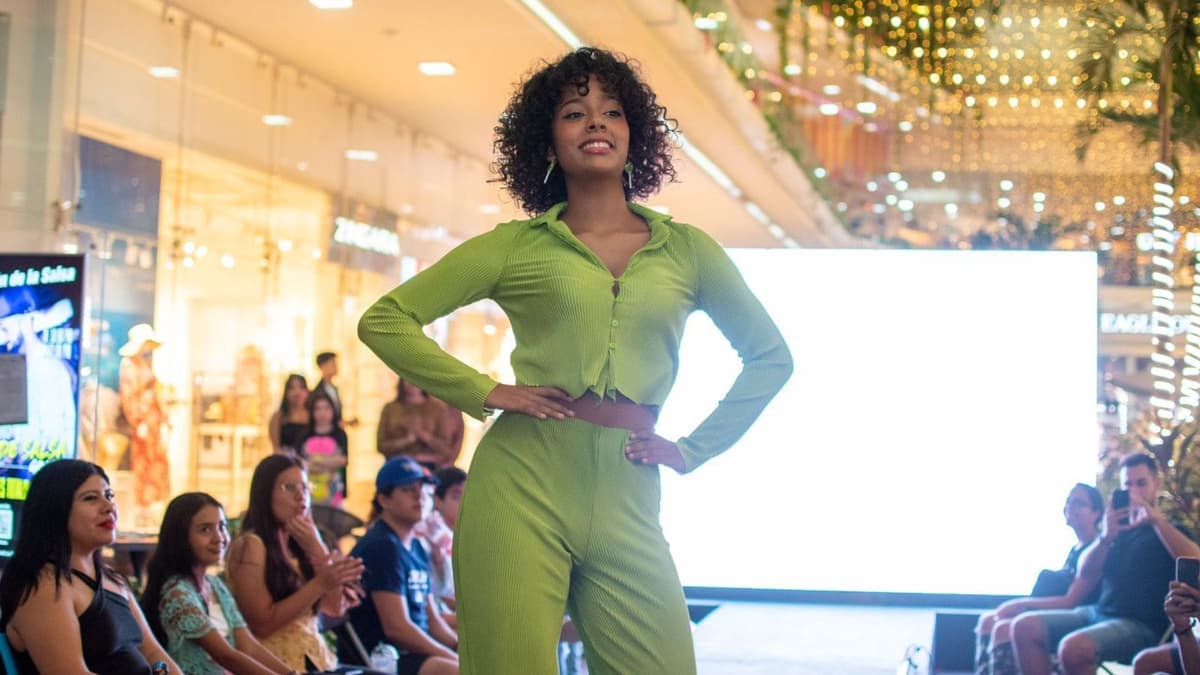 Fashion Show: Estilo y autoconfianza para empoderar a la juventud