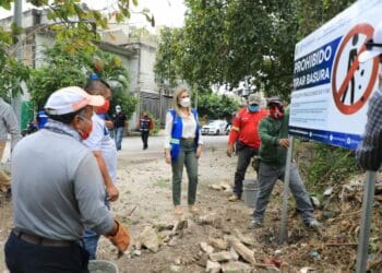 Responde gobierno municipal a peticiones de vecinos de la colonia Nicte Há