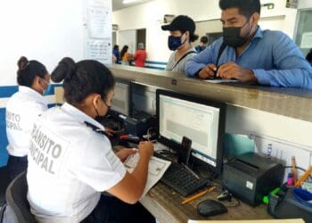 Gobierno municipal facilita trámite de licencias con citas vía WhatsApp