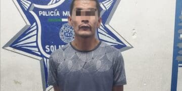 Aseguran a sujeto en posesión de drogas en la colonia Centro de Playa del Carmen
