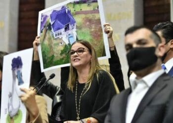 Una diputada panista hizo el oso de su vida; confundió al hijo del presidente con el poeta Ramón López Velarde, muerto hace un siglo. Foto: Cuartoscuro