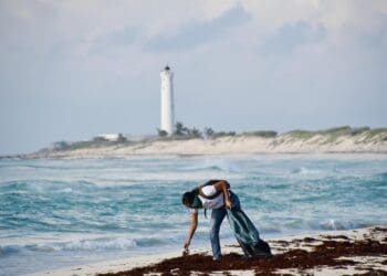 La FPMC invita a la limpieza de playas en Punta Sur