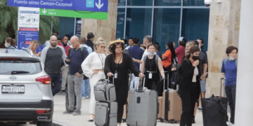 Alberga Quintana Roo 550 turistas rusos y ucranianos
