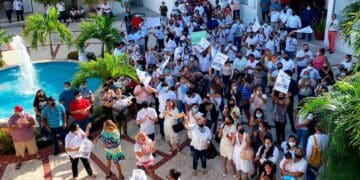 Oficializan candidatura dos aspirantes a alcaldes de Puerto Aventuras