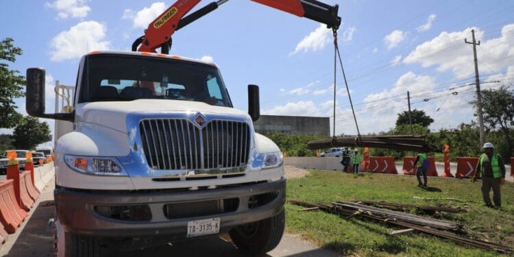 Inician trabajos de rehabilitación en carretera federal