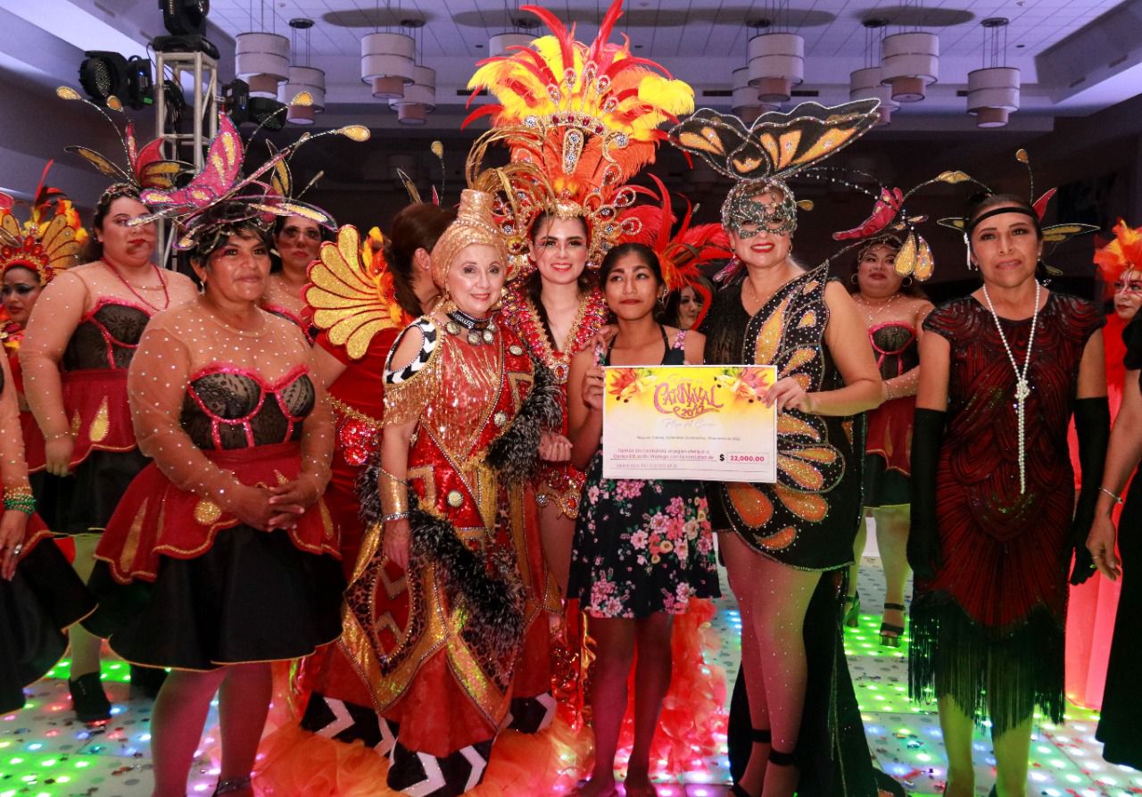 Colores, alegría y baile en Damas en Carnaval, evento con causa