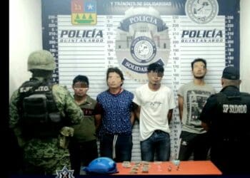 Cuatro sujetos son detenidos tras persecución en Solidaridad; llevaban droga