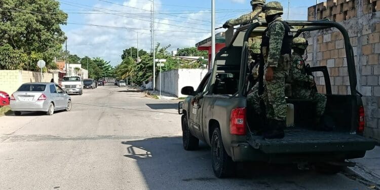 Desata granada de juguete fuerte operativo en Playa del Carmen 