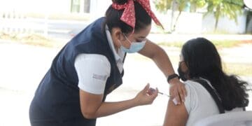 Jornadas de aplicación de la tercera dosis de Astra Zéneca