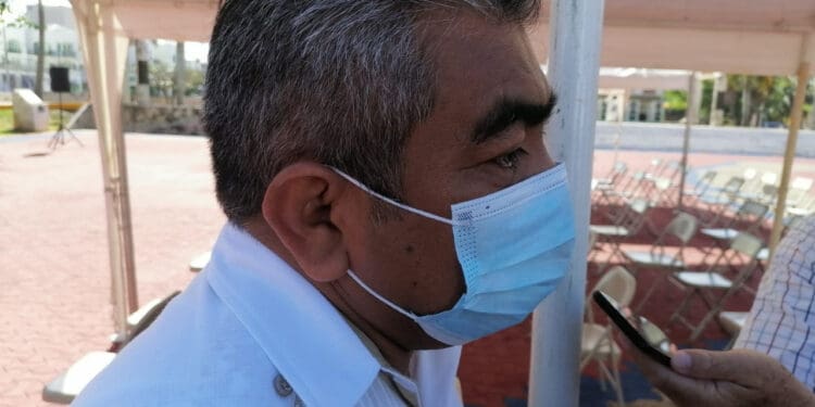 Lo idóneo es que Laura Beristain pida licencia: Juan Novelo