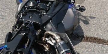 Por evitar choque, se accidenta motociclista en el bulevar Playa del Carmen