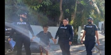 Localizan a menor de edad extraviado ayer en Playa del Carmen