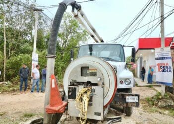Pondrán fin a rebosamiento de línea de drenaje