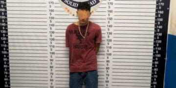 Capturan a sujeto con dosis de droga en la Colosio