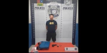 Aseguran a sujeto con arma y cartuchos en la avenida 10 de Playa del Carmen￼