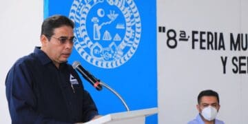 Aumenta apertura de establecimientos y vacantes de empleo