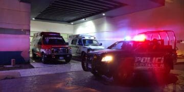 Dan de alta a policía que fue herido de bala en la pierna en Solidaridad