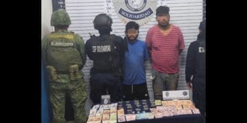 Detienen a dos presuntos narcomenudistas que vendían en la colonia Ejidal