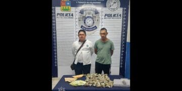 Detienen a dos sujetos con 53 bolsitas de marihuana en Solidaridad