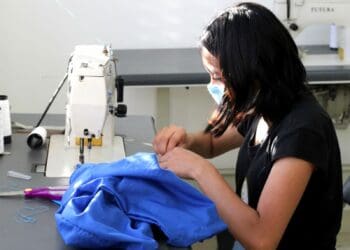 Impulsan el autoempleo en Puerto Aventuras