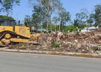 Mantienen avance de obras del Tren Maya en Playa del Carmen