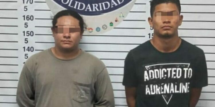 Dos sujetos en Playa del Carmen fueron capturados con posesión de cocaína