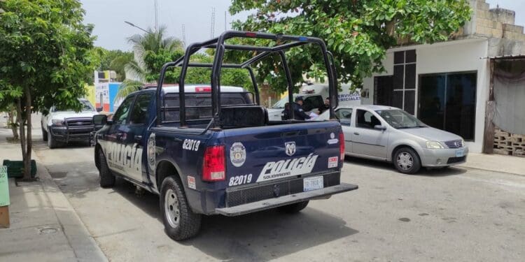 Hallan a un hombre ahorcado en su casa en Playa del Carmen