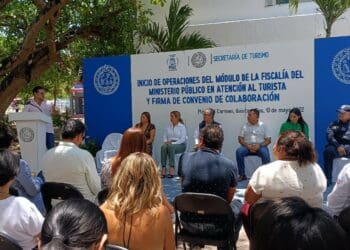 Incluyen módulo de la Fiscalía en centro de atención a turistas en Playa del Carmen