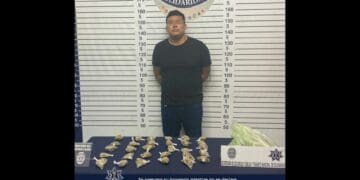 Policías dan alcance a sujeto que traía consigo 30 bolsitas de marihuana