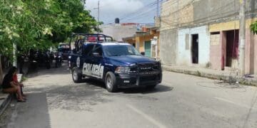 Detienen a grupo de personas en domicilio en Playa del Carmen