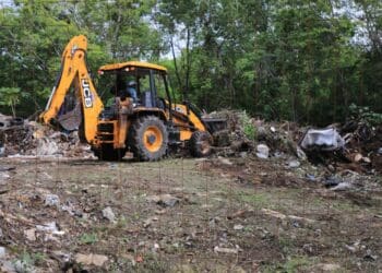 Programa Manos a la obra elimina macrotiradero en Puerto Aventuras