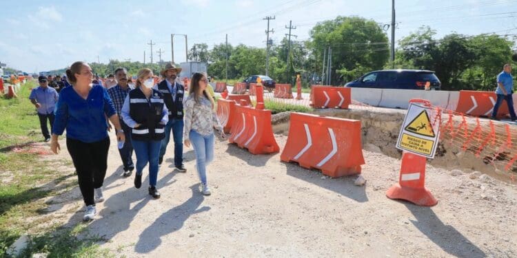 Inician trabajos de rehabilitación del Bulevar Riviera Maya