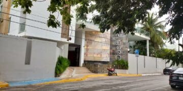 Degollados en condominio presuntamente se dedicaban al fraude bancario