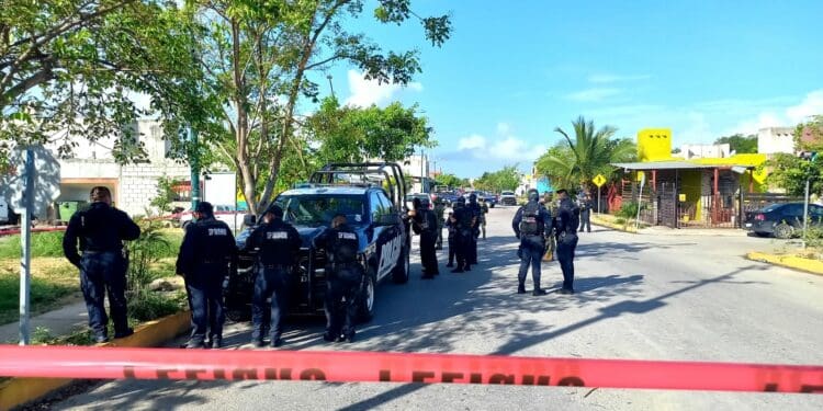 Hallan restos humanos en contenedores de basura en Villas del Sol