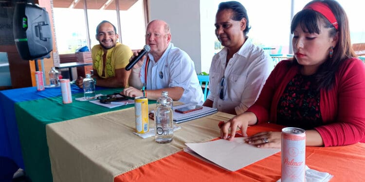 Lamentan falta de apoyo para marcha de orgullo gay en Playa del Carmen