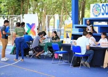 La 14ª Feria del Empleo ofertó más de mil 800 vacantes en Villas del Sol