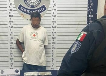 Detienen a sujeto con droga en puesto de inspección en Playa del Carmen