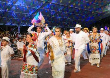 Al ritmo de la jarana concluyeron las actividades regionales y religiosas de la Feria Playa del Carmen