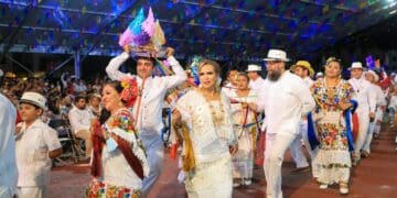 Al ritmo de la jarana concluyeron las actividades regionales y religiosas de la Feria Playa del Carmen