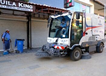 Adquieren maquinaria de limpieza para la Quinta Avenida