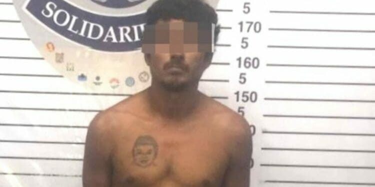 Cae sujeto armado acusado de intentar robar en una casa, cerca de Playa del Carmen