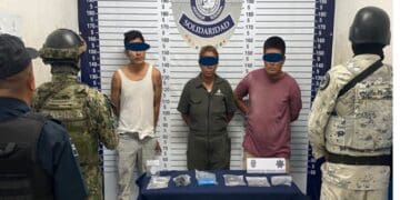 Detienen a cuatro personas dedicadas a dar ‘cristalazos’ a coches en Playa del Carmen