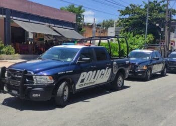 Detienen a dos extorsionadores en el Mercado Playa del Carmen